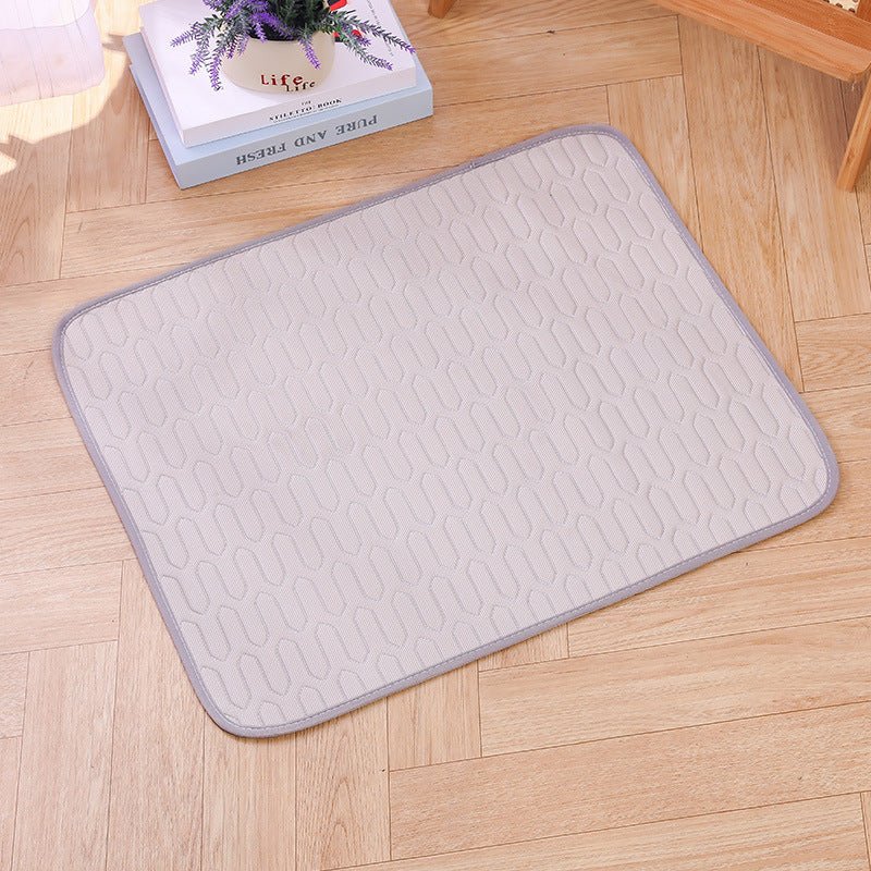 Premium zelfkoelende hondenmat van MyBreezyPaws in grijs met extra zachte latexvulling, 100 × 70 cm