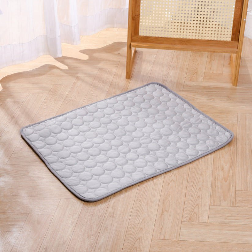 Premium zelfkoelende hondenmat van MyBreezyPaws in grijs, standaard uitvoering 100 × 70 cm