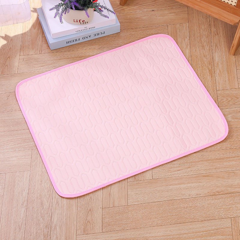Premium zelfkoelende hondenmat van MyBreezyPaws in roze met extra zachte latexvulling, 100 × 70 cm